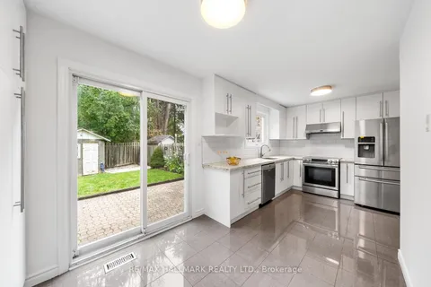 63 Ashcroft Crt, Vaughan, ON L4L 1H3