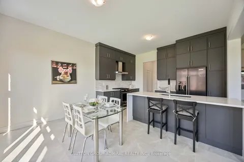 7 William Logan Dr, Richmond Hill, ON L4E 1A2