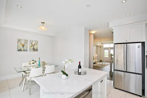 18 Campobello St, Vaughan, ON L6A 5B3