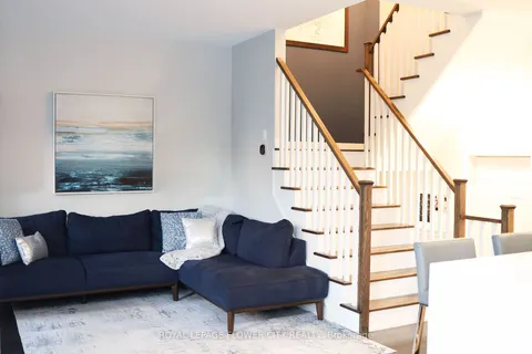 66 Donnan Dr, New Tecumseth, ON L0G 1W0