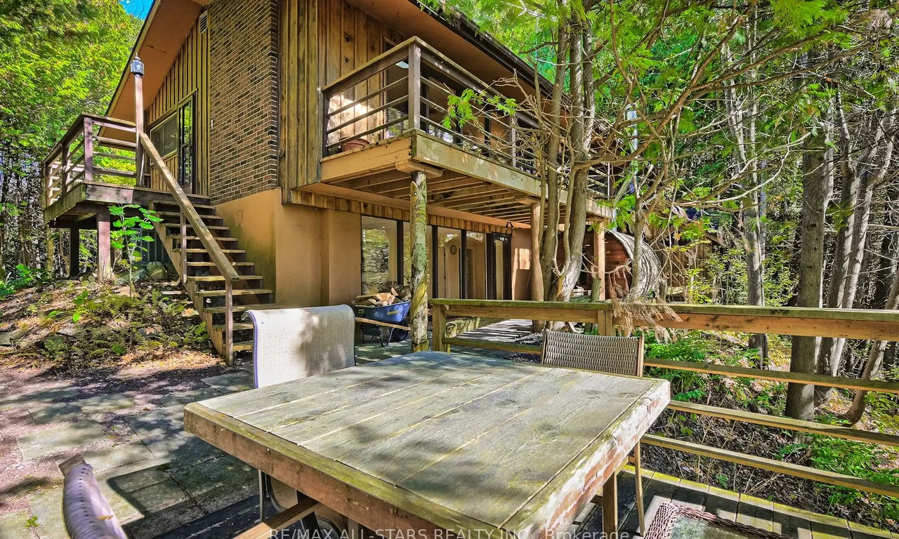 405 Regional Rd 8 Rd, Uxbridge, ON L9P 1R1