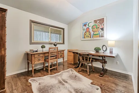 405 Regional Rd 8 Rd, Uxbridge, ON L9P 1R1