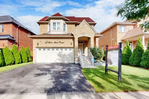 23 Santa Amato Cres, Vaughan, ON L4J 0E9