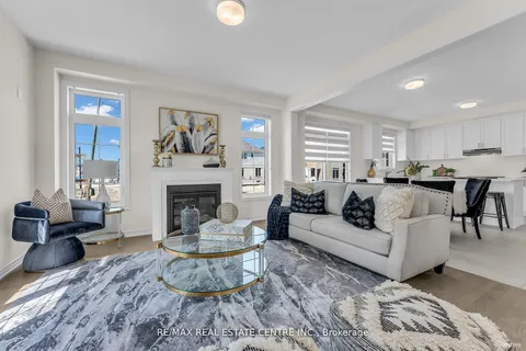 40 Sandhill Cres, Adjala-Tosorontio, ON L0G 1W0