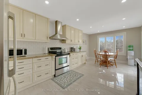 1442 Gilford Rd, Innisfil, ON L0L 1R0