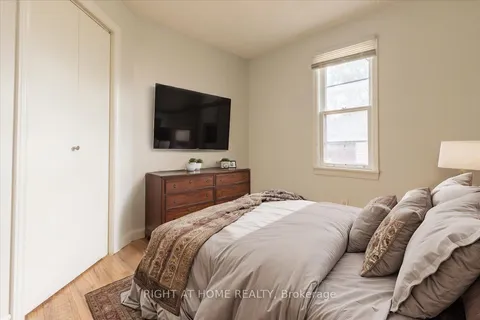 173 Garden Ave, Georgina, ON L4P 2L2