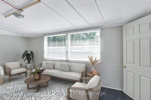 59 Hawthorne Dr, Innisfil, ON L0L 2M0