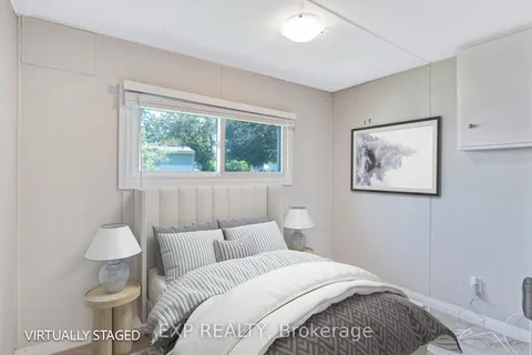 59 Hawthorne Dr, Innisfil, ON L0L 2M0