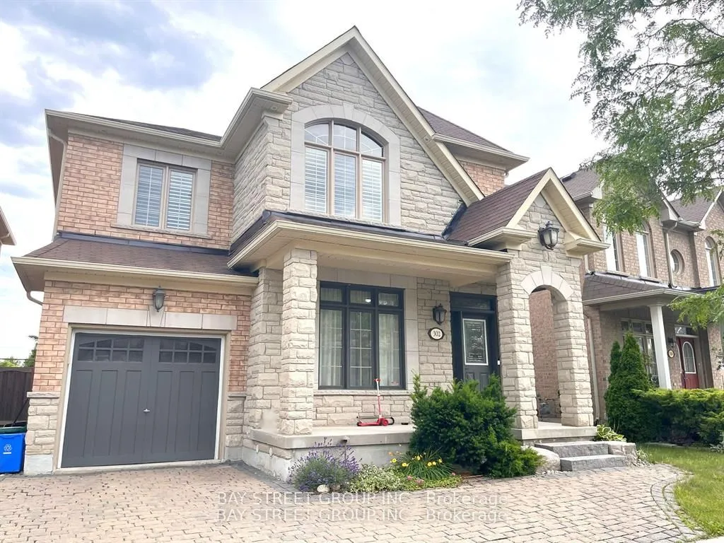 302 Hammersly Blvd, Markham, ON L6E 2C4