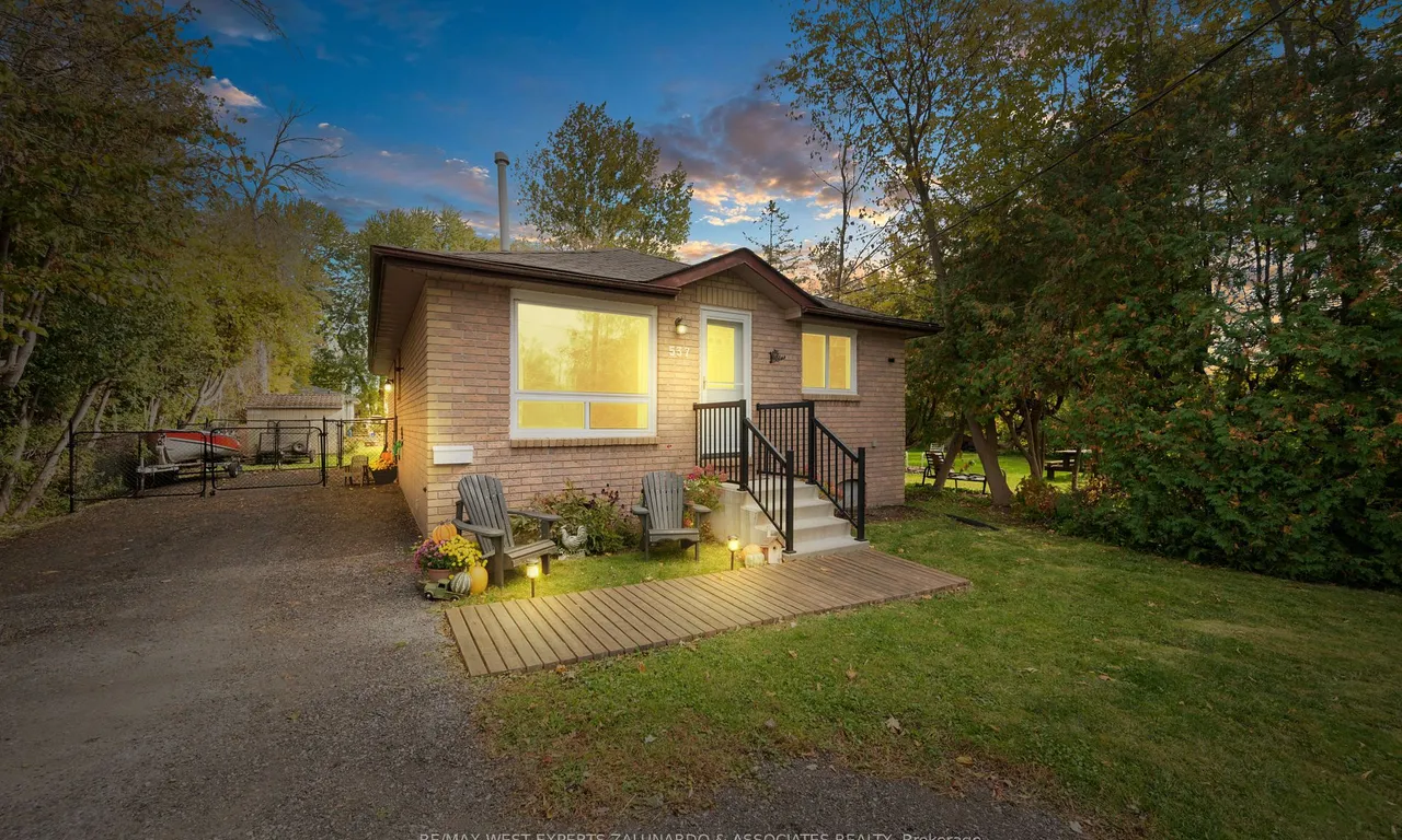 537 Lake Dr, Georgina, ON L4P 1S4