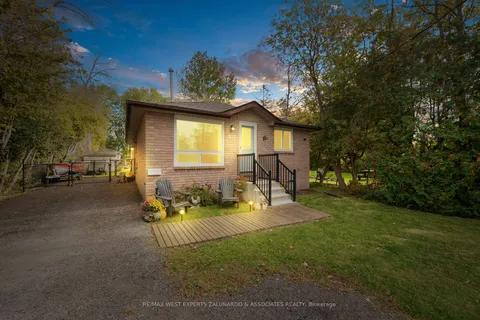 537 Lake Dr, Georgina, ON L4P 1S4