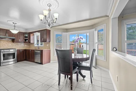 49 Amy Crt, Vaughan, ON L4L 7R3