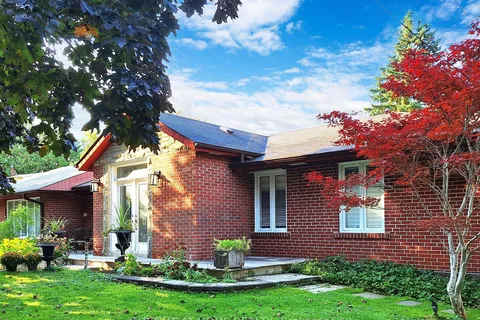 40 William St, King, ON L7B 1L1