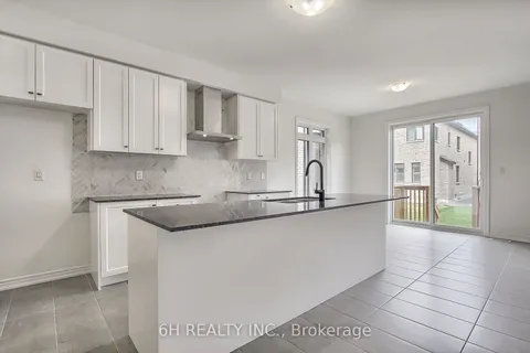 309 Boundary Blvd, Whitchurch-Stouffville, ON L4A 5E2