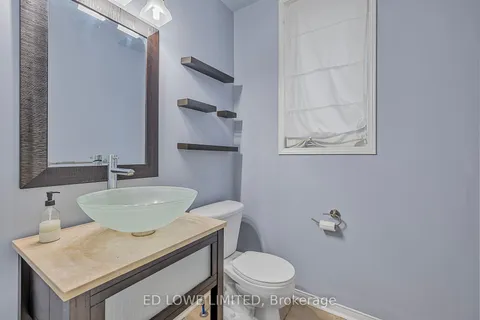 55 West Park Ave, Bradford West Gwillimbury, ON L3Z 0A6