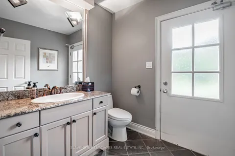 18 Hammok Cres, Markham, ON L3T 2W9