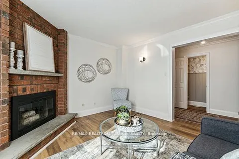 21 Sunbird Blvd, Georgina, ON L4P 3R9