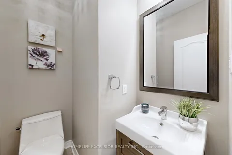 17 Princess Diana Dr, Markham, ON L6C 0G7