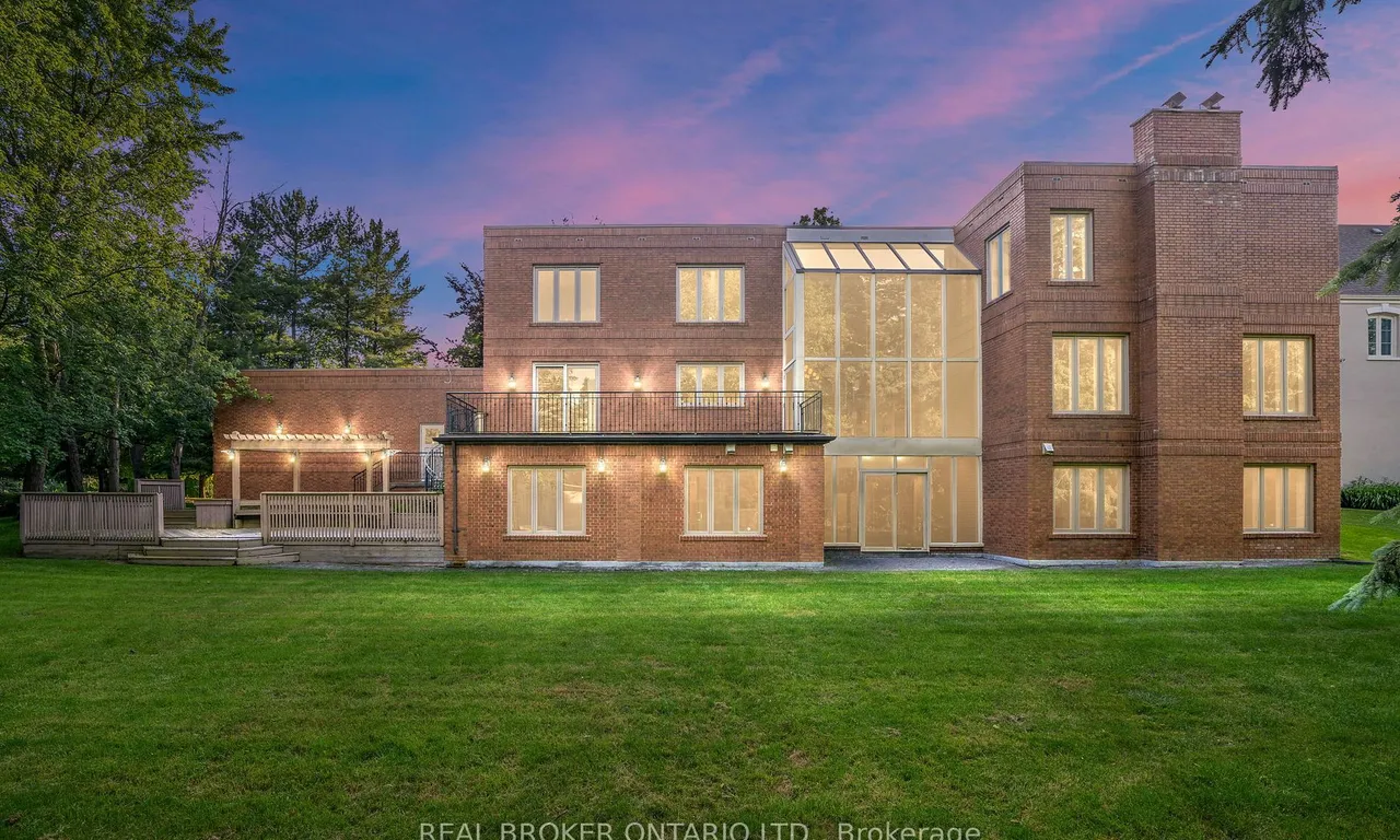 25 Jenkins Dr, Richmond Hill, ON L4C 8C5