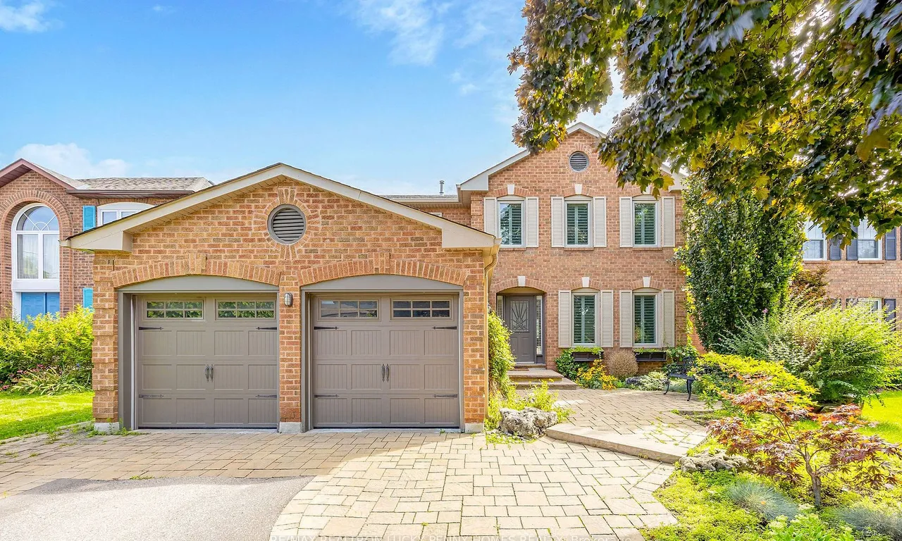 126 Aitken Circ, Markham, ON L3R 7L8