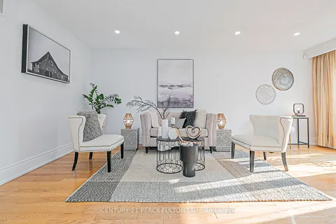 67 Cheeseman Dr, Markham, ON L3R 3G3