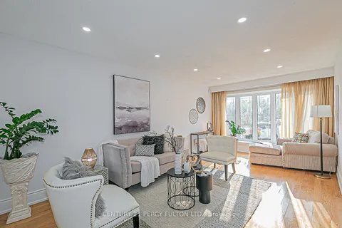 67 Cheeseman Dr, Markham, ON L3R 3G3