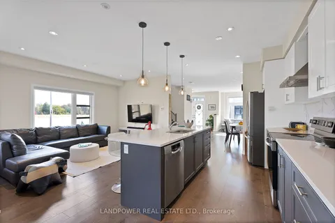 22 Sam Priestley Ave, Markham, ON L6B 0K4