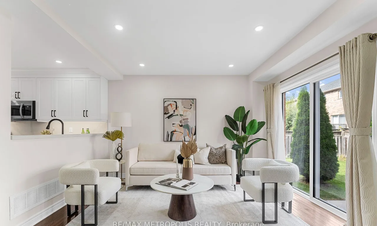 20 Christephen Cres, Richmond Hill, ON L4S 2S6