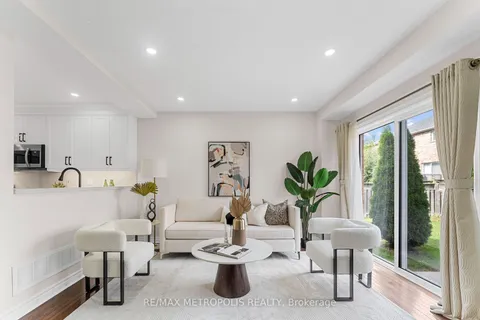 20 Christephen Cres, Richmond Hill, ON L4S 2S6