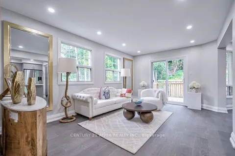 5 Old Wellington St, Markham, ON L3P 5E3