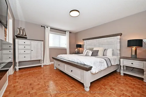 94 Monterey Rd, Vaughan, ON L4H 1V8