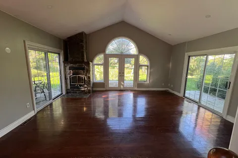 200 Gormley Rd, Richmond Hill, ON L4E 1A2