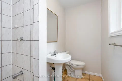 161 Brentwood Rd, Essa, ON L0M 1N0