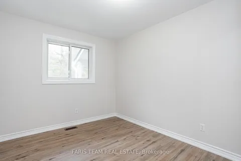 161 Brentwood Rd, Essa, ON L0M 1N0