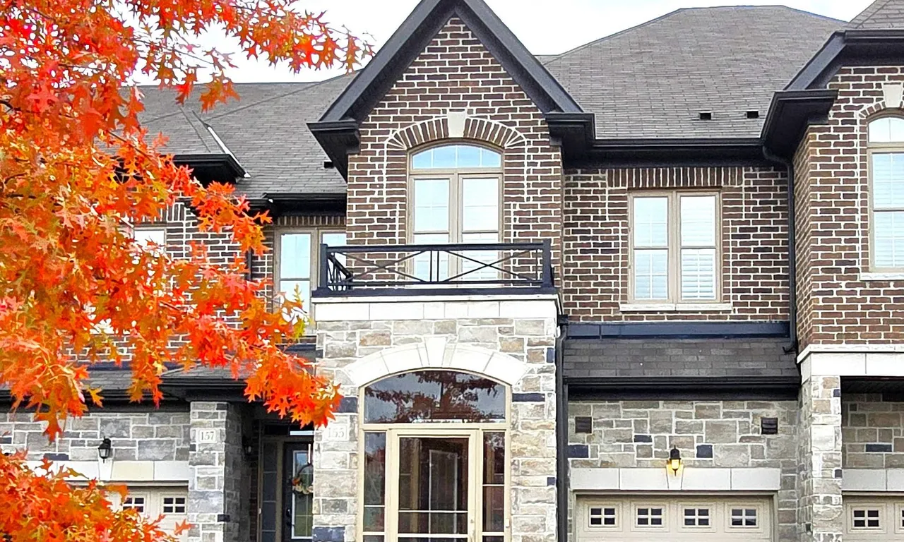 155 Beechborough Cres, East Gwillimbury, ON L9N 0L6