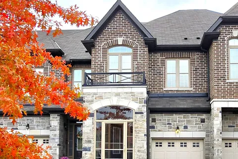 155 Beechborough Cres, East Gwillimbury, ON L9N 0L6