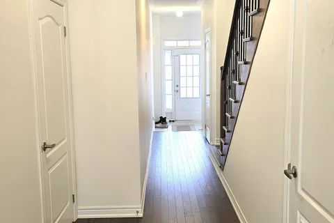 155 Beechborough Cres, East Gwillimbury, ON L9N 0L6