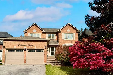 52 Chartwell Cres, Georgina, ON L4P 3N8