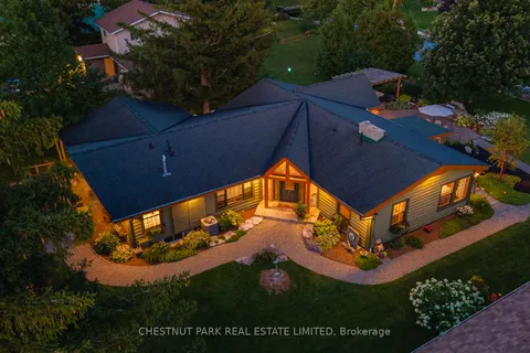 203 North Channel Dr, Georgina, ON L4P 2N2