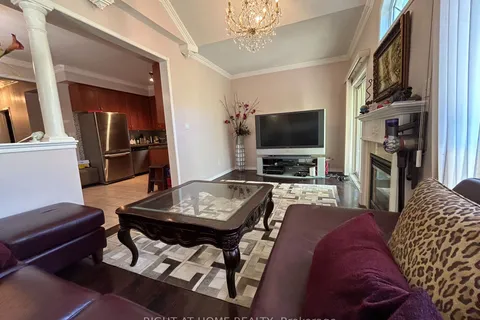 45 Riel Dr, Richmond Hill, ON L4E 4W3