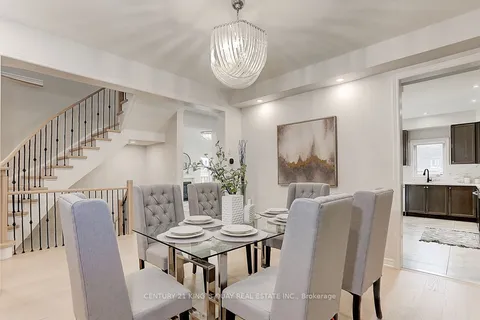 10 John Weddell Ave, East Gwillimbury, ON L9N 0P4
