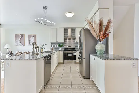 62 William Saville St, Markham, ON L3R 9S3