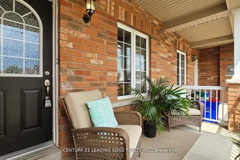 42 Paulgrave Ave, Georgina, ON L4P 0B7
