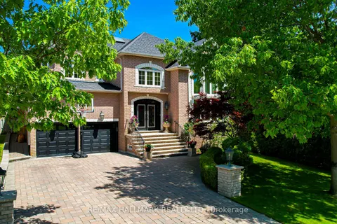 3 Marbrook St, Richmond Hill, ON L4C 0L1