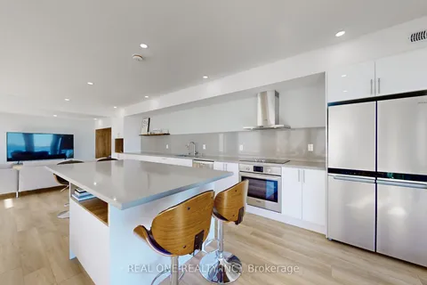 405 Limerick St, Innisfil, ON L0L 1K0