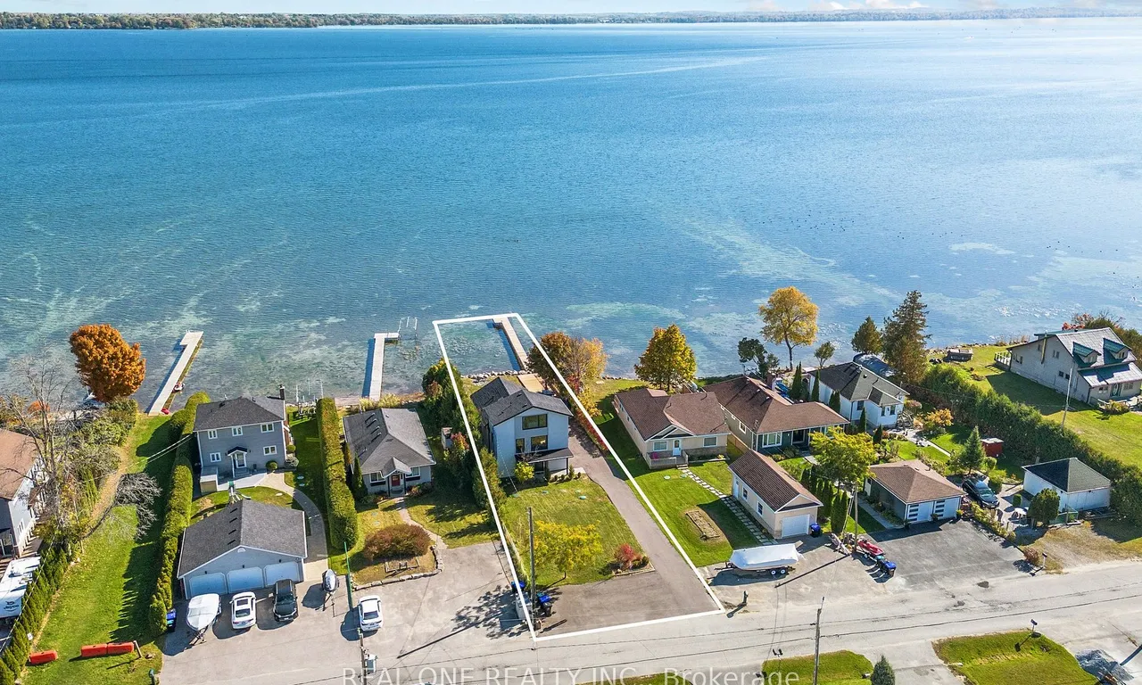 405 Limerick St, Innisfil, ON L0L 1K0