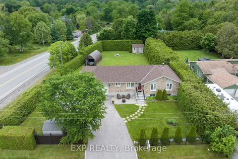 8 Griffith Ave, Georgina, ON L0E 1N0