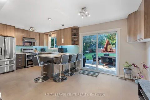 44 Coral Harbour Cres, Markham, ON L3T 2Z7