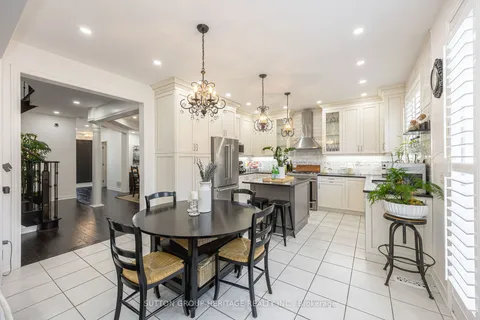 51 Antorisa Ave, Vaughan, ON L4H 3S3