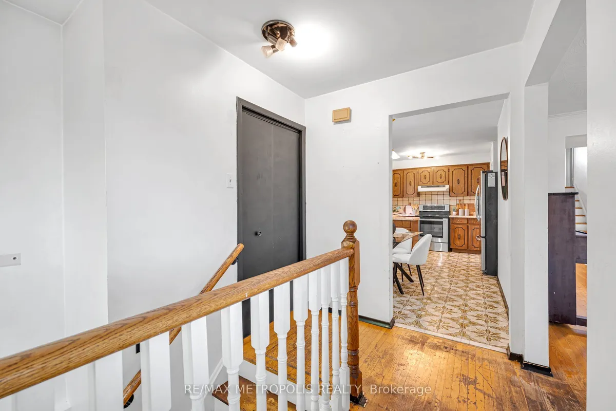 119 Albany Drive, ON L4L 2X6